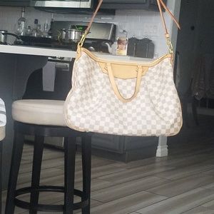 Louis vutton Bag / Authentic